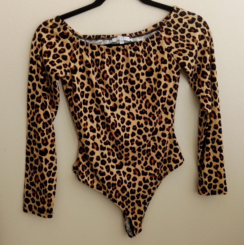 CHEETAH VINTAGE BODYSUIT LOOKING